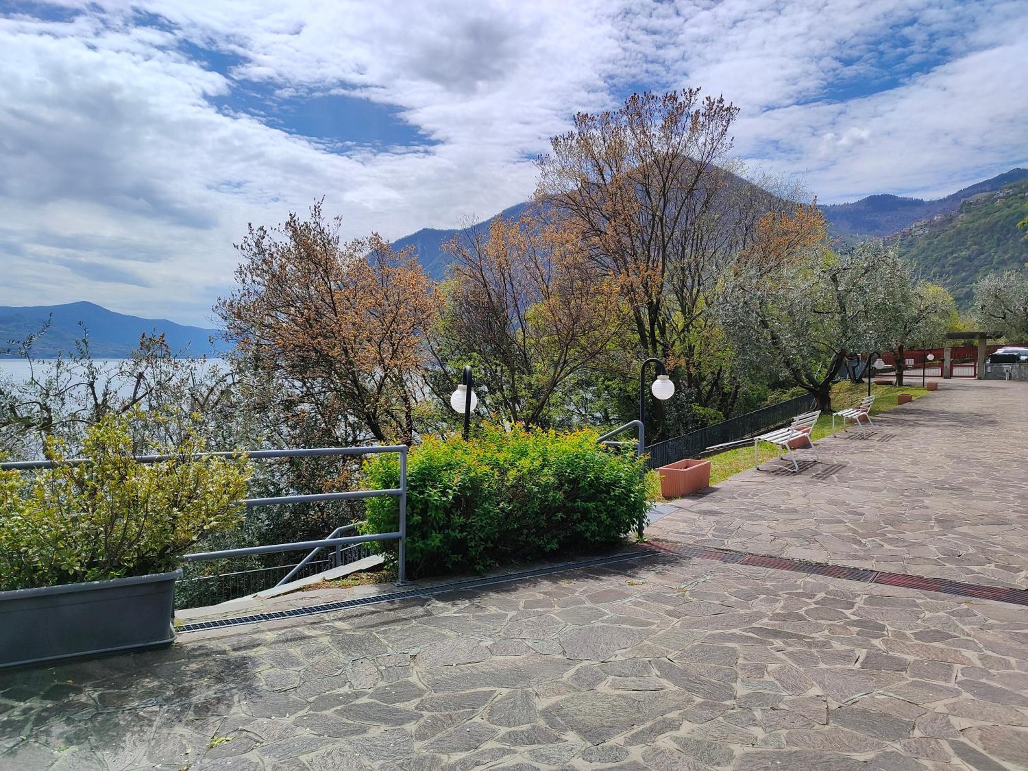 Iseolakerental- Casa Trentapassi Riva di Solto Exterior photo